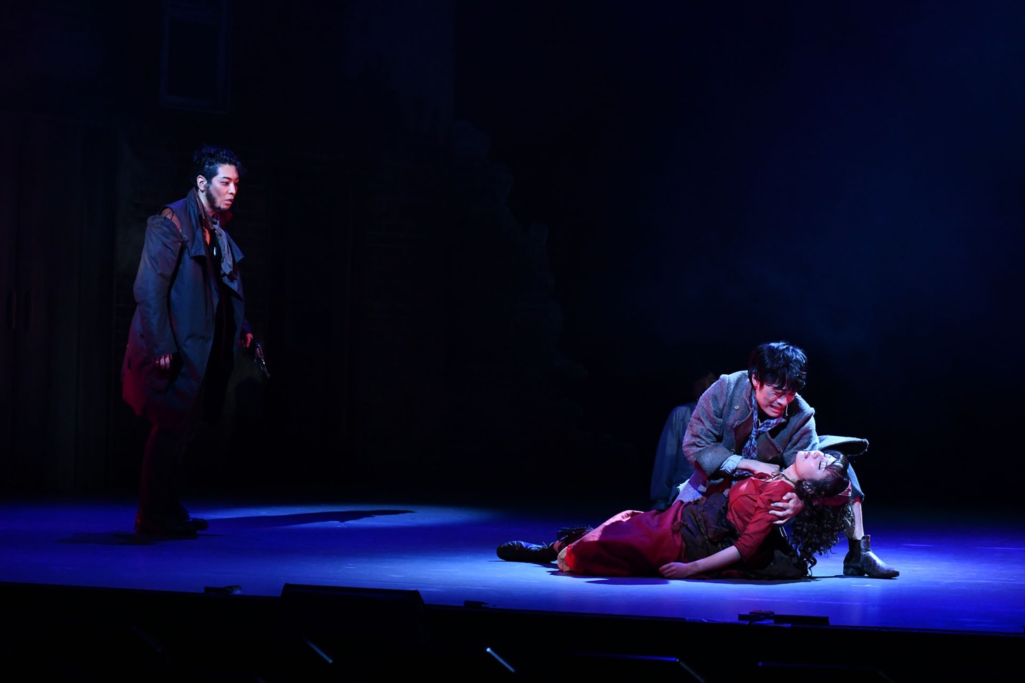 ミュージカル「オリヴァー・ツイスト」より。（撮影：中岡美樹）