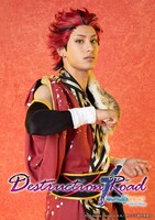 武子直輝扮する鬼龍紅郎。