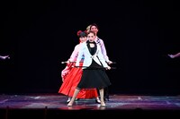 南座新開場記念「OSK SAKURA NIGHT」の様子。