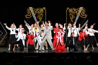 南座新開場記念「OSK SAKURA NIGHT」の様子。