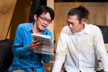 道産子男闘呼倶楽部「雪虫」過去公演より。