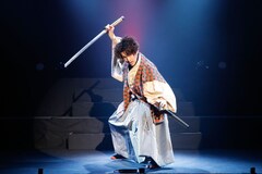 アニメモノマネ芸人 俳優がコラボ Dish 矢部 まさにハイブリットな舞台 公演レポート コメントあり ステージナタリー