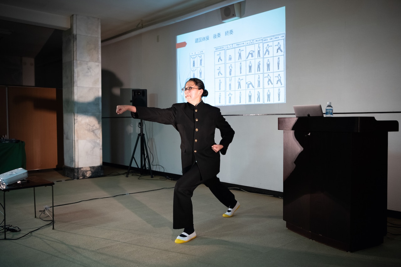 どらま館企画「憲法と身体」で木野彩子のパフォーマンス・トーク