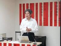 「第0回豊岡演劇祭 Toyooka Theater Festival」に関する記者会見より。平田オリザ。