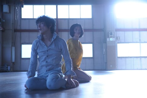 大橋可也&ダンサーズ 20周年記念公演「ザ・ワールド 2019」より。(Photo by GO)