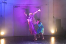 高橋萌登 新作トリプルビルダンス公演「たんぺんしゅう」より。（撮影：松本和幸）