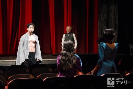 「お気に召すまま」フォトコールより。