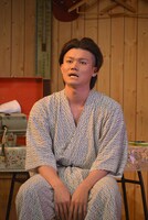 東京印公演vol.16「『げんせんじゃ～！』～宝や旅館～2019」より。（撮影：ノザワトシアキ）