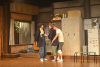 東京印公演vol.16「『げんせんじゃ～！』～宝や旅館～2019」より。（撮影：ノザワトシアキ）