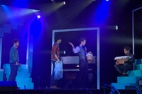 「『Like A』room［003］」より。（撮影：鏡田伸幸、岩田えり）