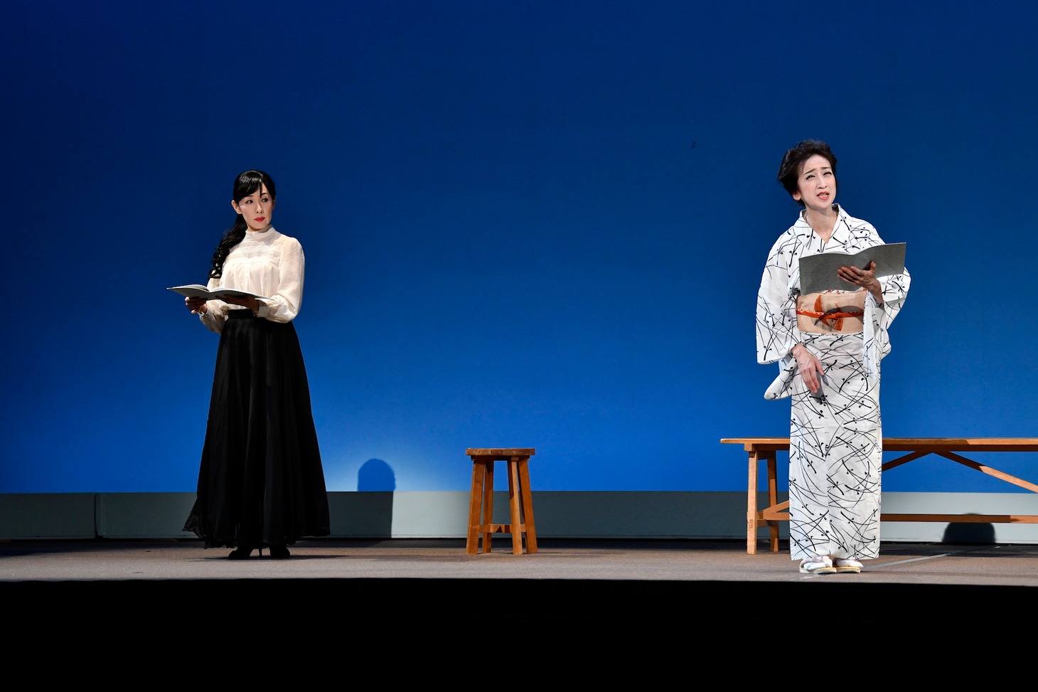 花形新派 松井須磨子没後百年追悼 朗読劇「女優」より。(c)松竹