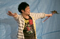 範宙遊泳「シリーズおとなもこどもも『フィッシャーマンとマーメイド』」より。（撮影：山口真由子）