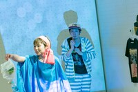 範宙遊泳「シリーズおとなもこどもも『フィッシャーマンとマーメイド』」より。（撮影：山口真由子）