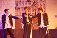 「Three Rage」より。