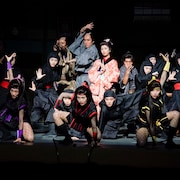 娯楽活劇&ライブの2本立て!明治座「ももクロ一座特別公演」開幕