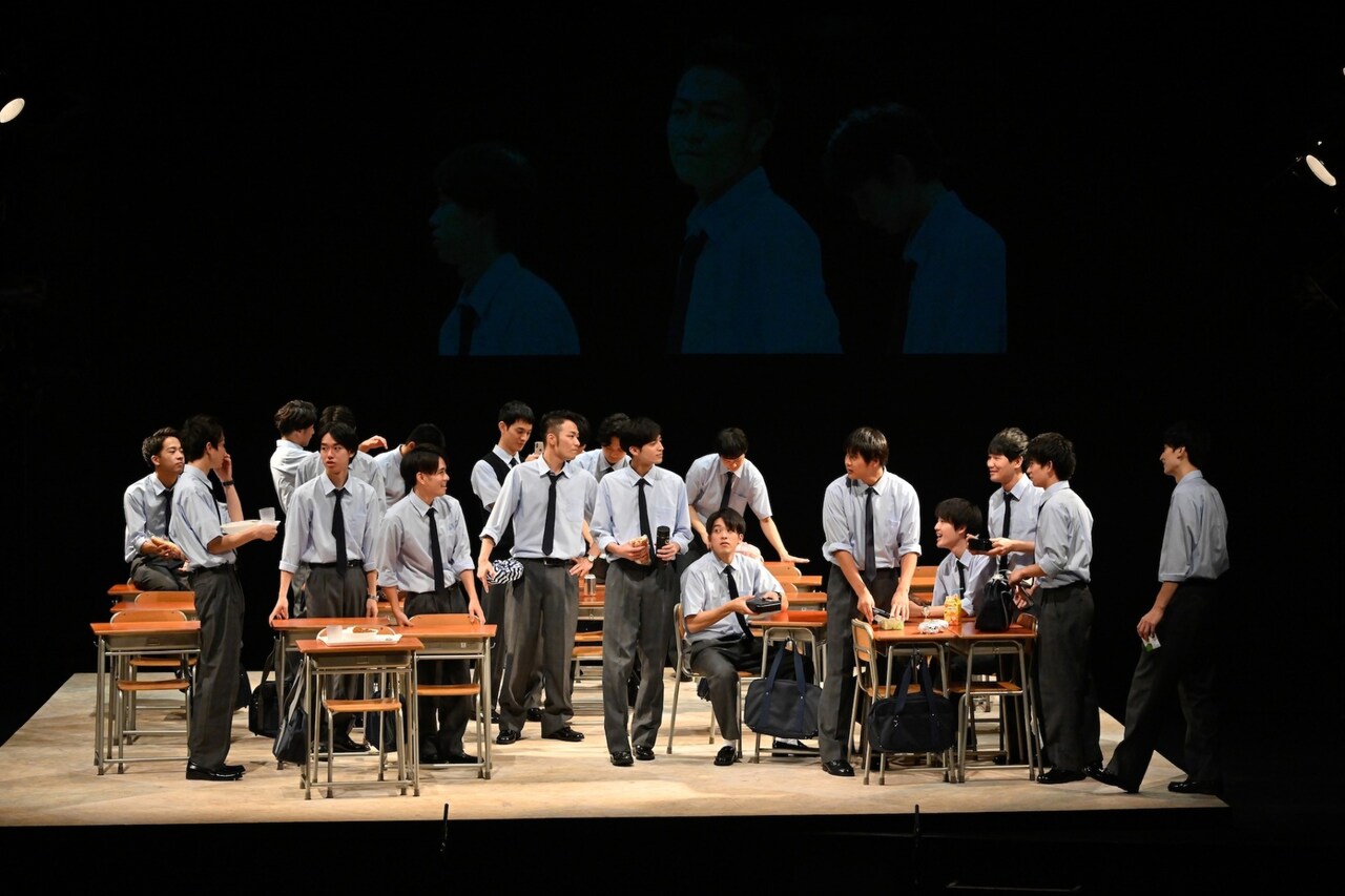 「転校生」男子校版が開幕、本広克行「境界線を探すことが今回のテーマ」