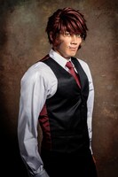 岩永洋昭扮するクラウス・V・ラインヘルツ。