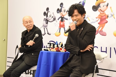 左から島健、稲垣吾郎。