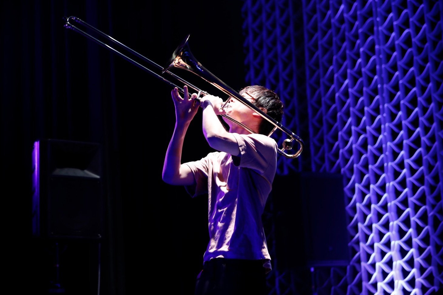 第27班「潜狂」より。（Photo by Taro OHTSUKA）