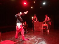 飛ぶ劇場「Q稿、銀河鉄道の夜」沖縄公演より。