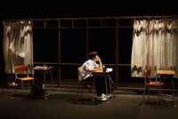 三重県高校演劇部選抜ver.「いつだって窓際であたしたち」より。（撮影：西岡真一）