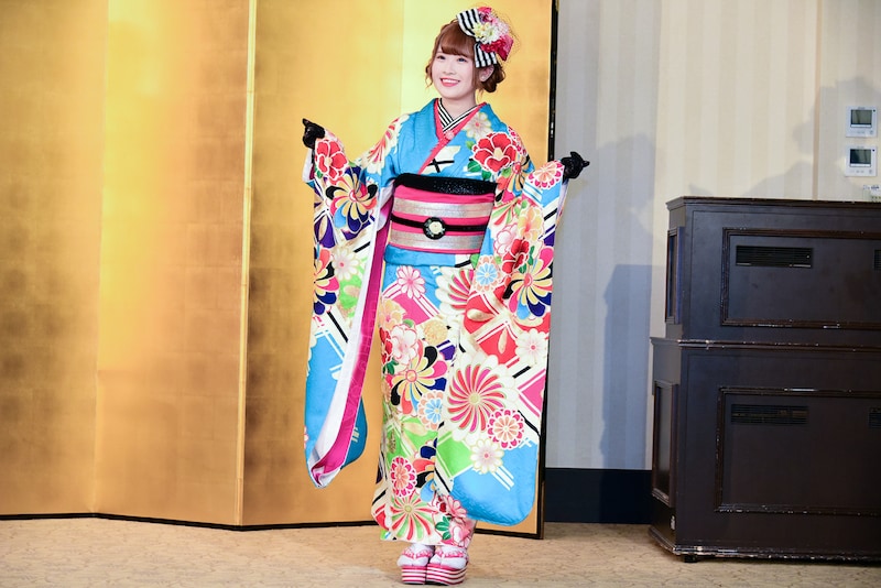 今年1月に行われたAKB48グループ成人式より武井紗良(NMB48)。