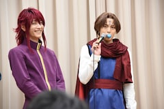 崎山つばさの霊丸炸裂 幽 遊 白書 荒木宏文はおしゃぶりしたままトーク 公演 会見レポート ステージナタリー