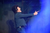 崎山つばさ演じる浦飯幽助。