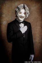 萩野崇扮するギルベルト・F・アルトシュタイン。