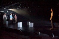 オフィスコットーネプロデュース 大竹野正典没後10年記念公演 第4弾「さなぎの教室」より。（撮影：青木司）