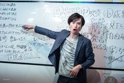 東京デスロック「Anti Human Education」より。(Photo by bozzo)