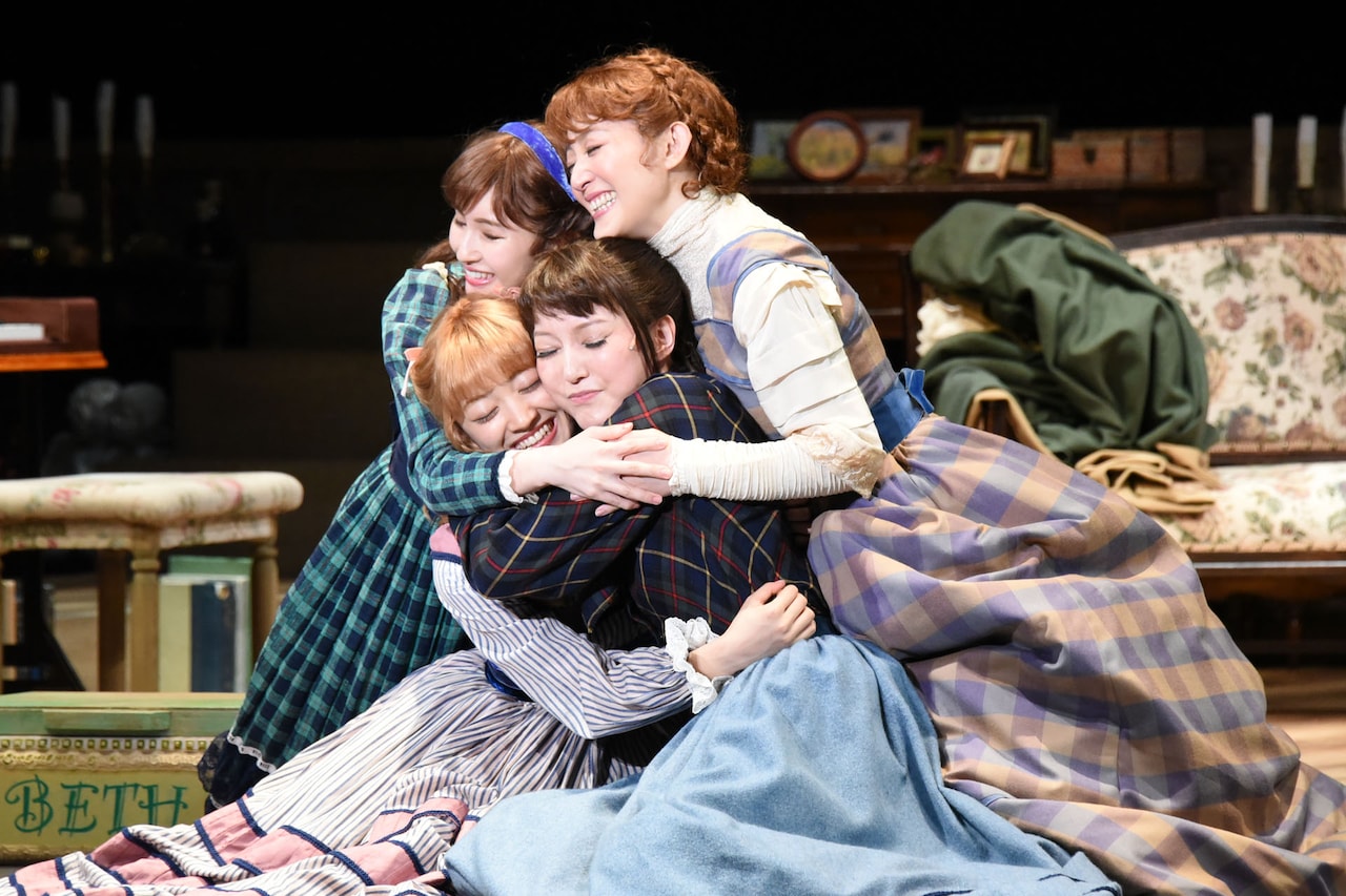 4姉妹が絆深める「Little Women」開幕、朝夏まなと「本気で生きられたら」