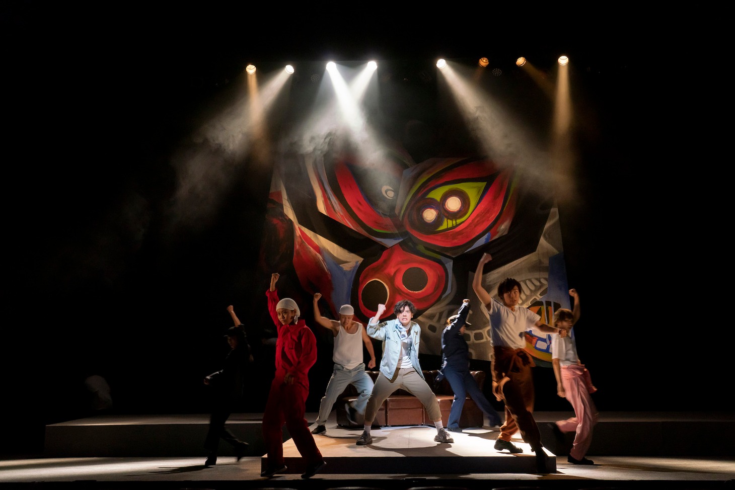 「今、僕は六本木の交差点に立つ」より。