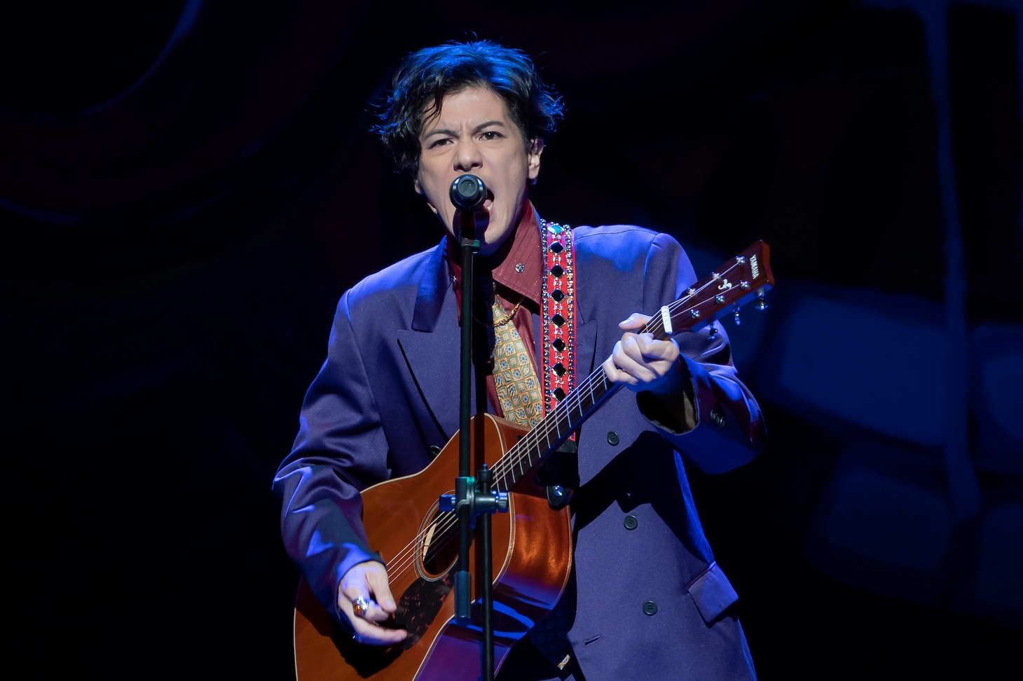 「今、僕は六本木の交差点に立つ」より、中村誠治郎。