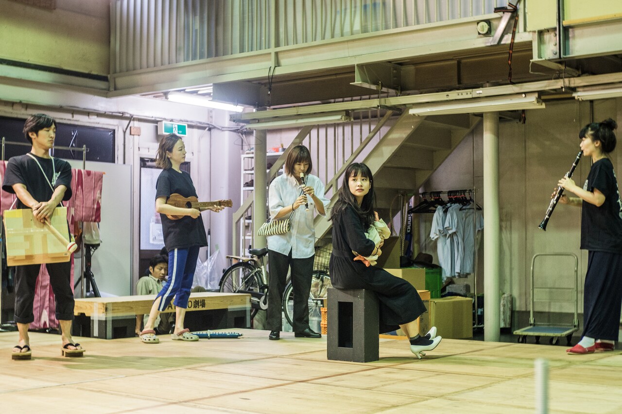 「桜姫」稽古場より、長塚圭史「凄まじい荒唐無稽をたっぷりと」