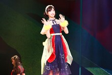 AKB48 チーム8 単独公演「Bee School」より。