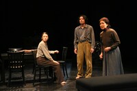 文学座9月アトリエの会「スリーウインターズ」より。（撮影：宮川舞子）