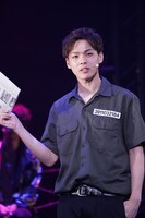 「『GRIEF7』Sin#2」より。（撮影：鏡田伸幸、岩田えり）