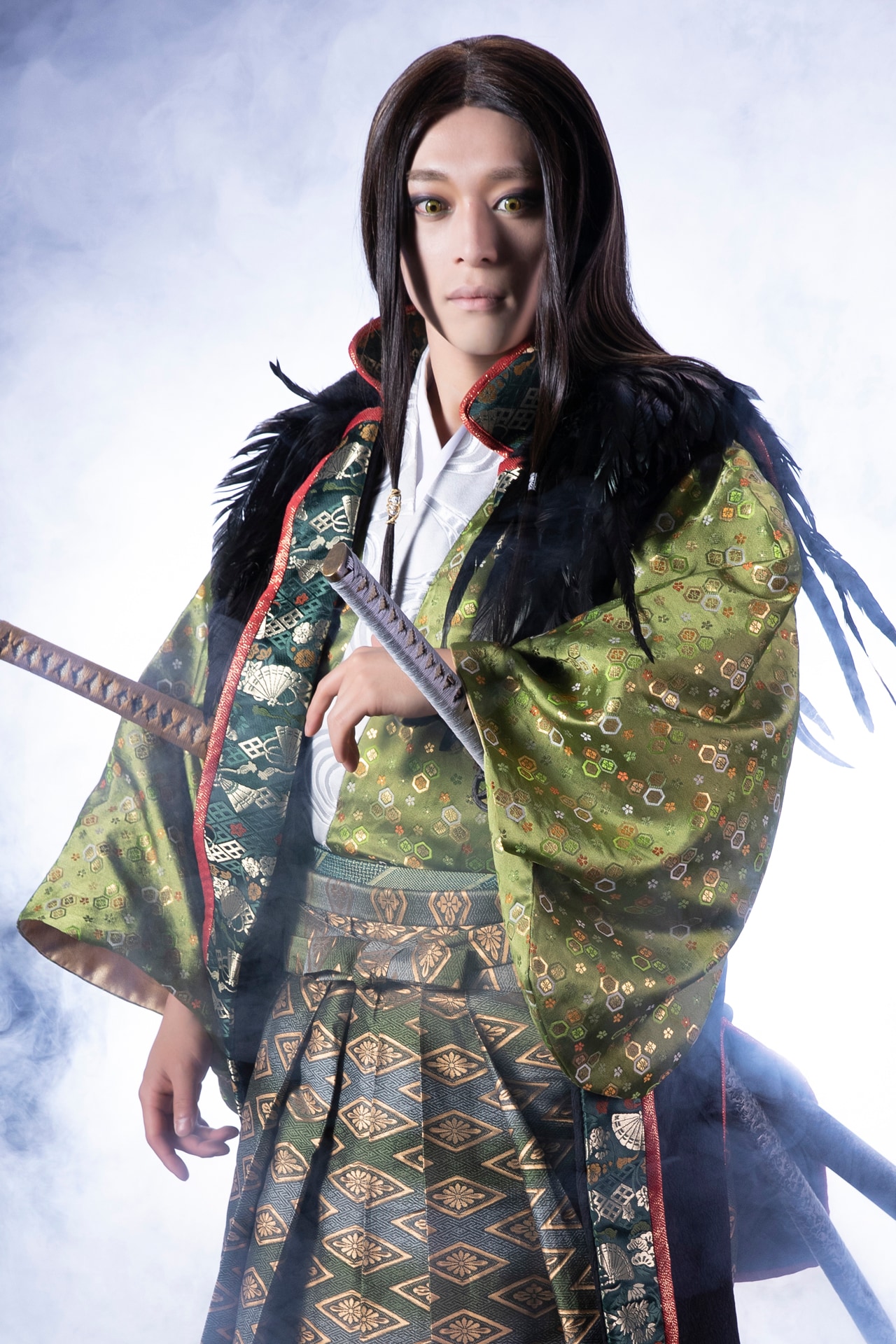 矢崎広扮する望月八弥斗。 [画像ギャラリー 14/21] - ステージナタリー