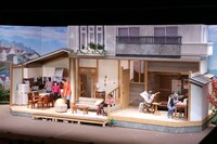 「家族はつらいよ」より。