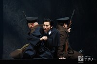 「HAMLET ―ハムレット―」より。