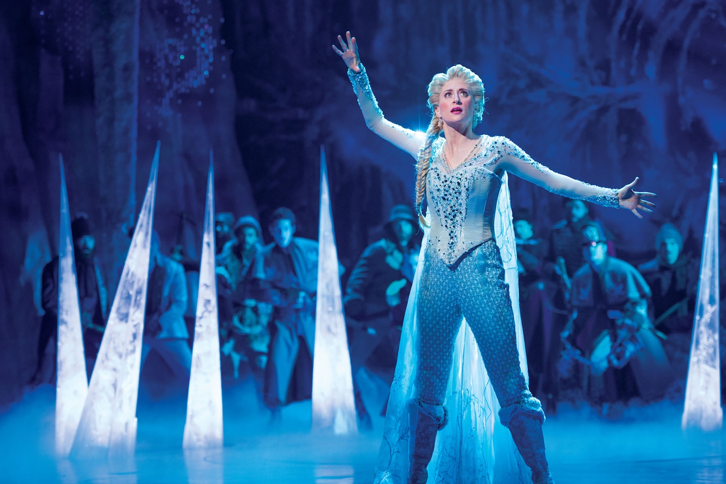 Caissie Levy as Elsa in FROZEN on Broadway. Photo by Deen van Meer(c)Disney 海外公演より。