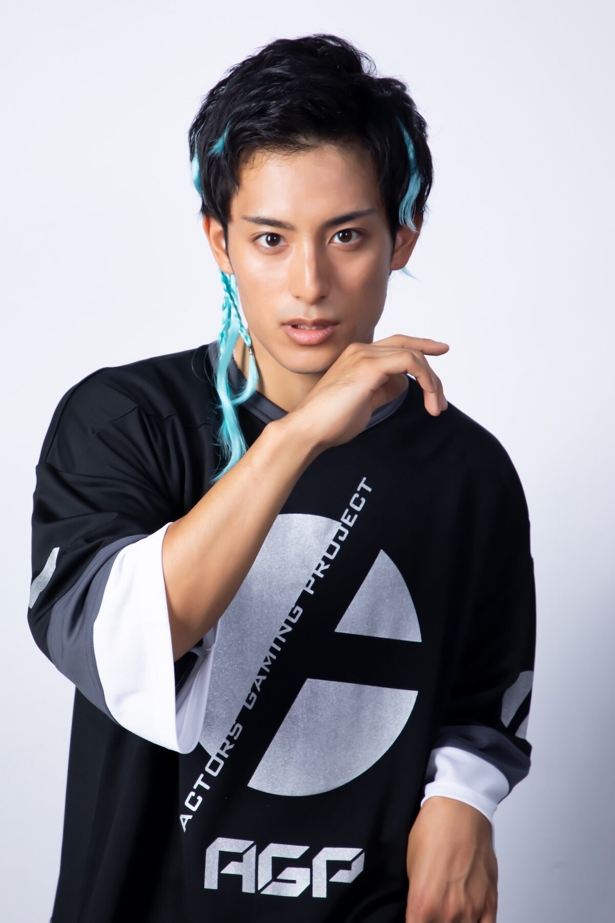 武子直輝 - 荒牧慶彦、小澤廉、北村諒らがeスポーツチーム・AGPを結成 