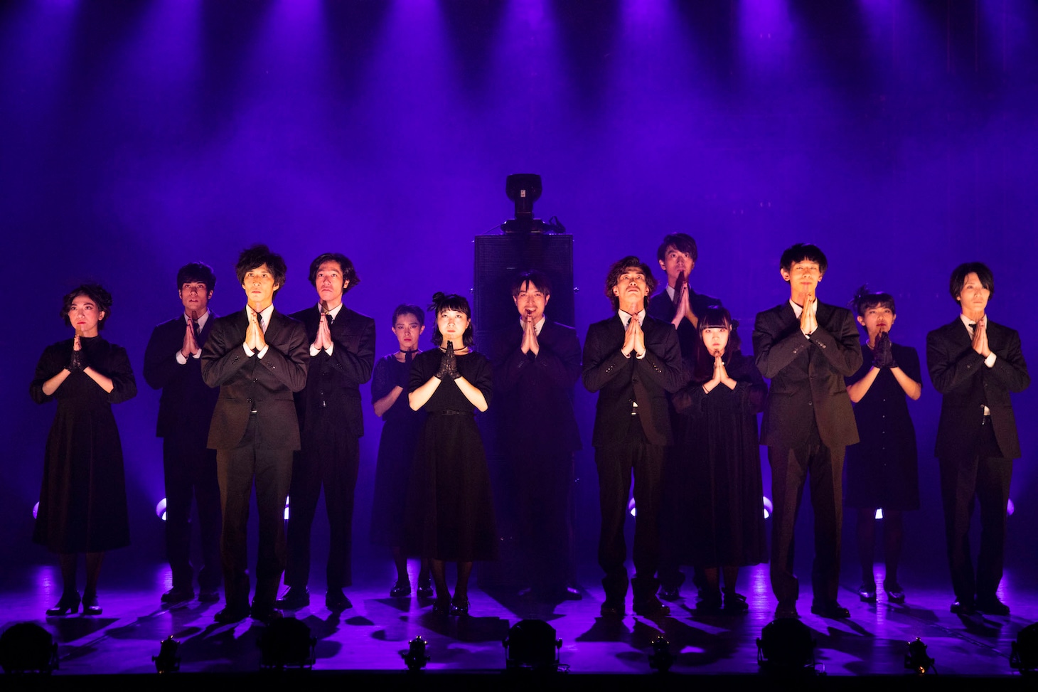柿喰う客 新作本公演「御披楽喜」東京公演より。（撮影：神ノ川智早）
