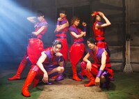 「歳が暮れ・るYO 明治座大合戦祭」2部に登場したGIRIGIRIN。