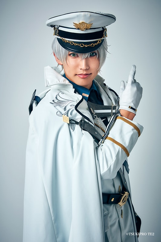 霜月隼 海外アクスタ 帝国 他セット 霜月隼 海外アクスタ 帝国 他セット l1.jpg