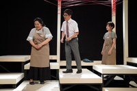 iaku「あつい胸さわぎ」より。（撮影：木村洋一）