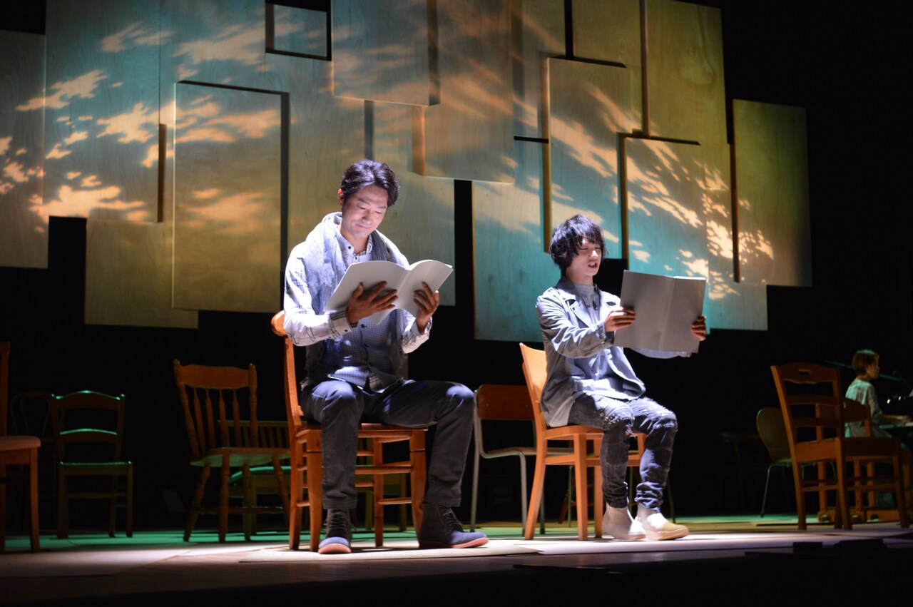 被災地に思いを、音楽朗読劇「ヘブンズ・レコード」開幕（公演レポート