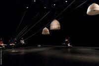 「BLIND」より。（photo:Patrick Argirakis）