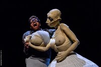 「BLIND」より。（photo:Patrick Argirakis）